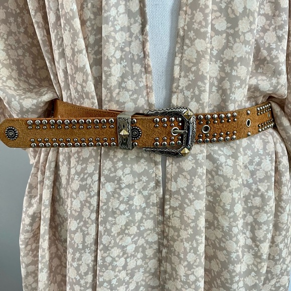 - jana vintage leather belt - Picture 10 of 12